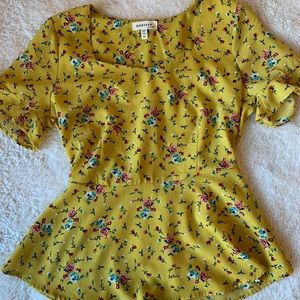 Adorable Yellow floral dressy shirt